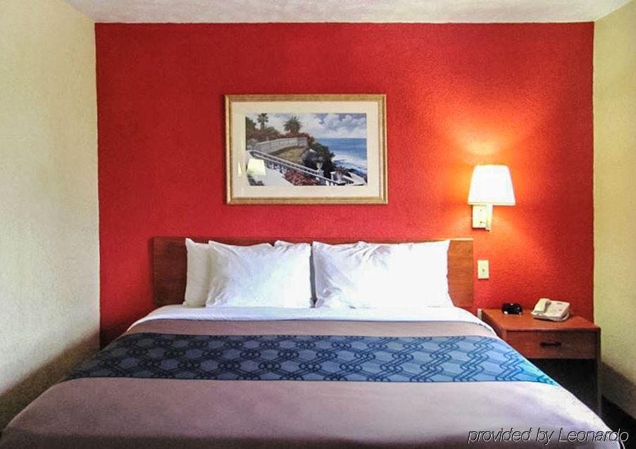 Econo Lodge Ottawa Exterior foto